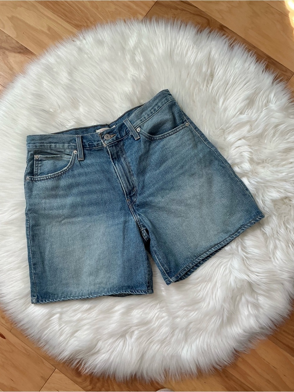 Levi's ‘94 Baggy Shorts Size 31